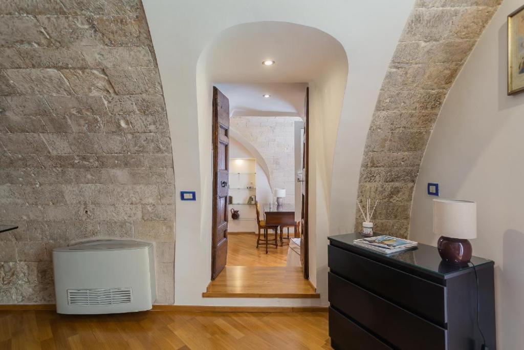 Palazzo Di Citta Bari Villa Exteriör bild